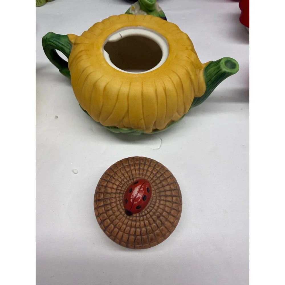 Miniature Ceramic Teapot Set of 6 Vegetable and Flower Garden Collectibles
